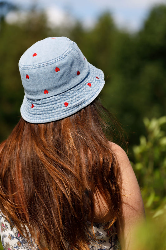 BLACK COLOUR KIANI BUCKET HAT